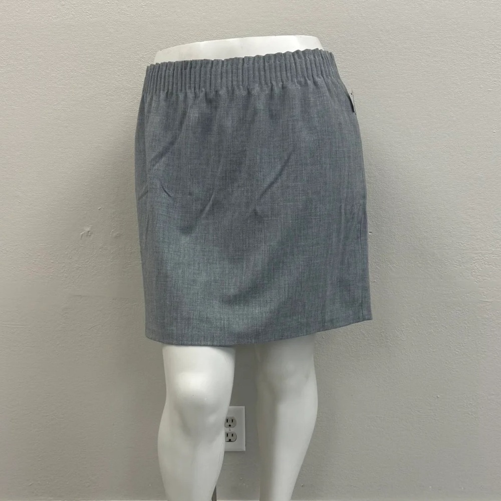 J. Crew Mercantile Grey Mini Skirt - Size 22